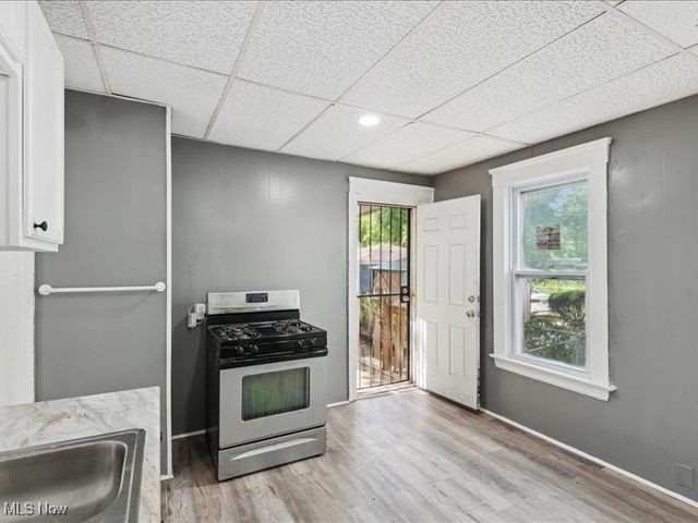 10622 Hathaway Avenue, Cleveland, OH 44108