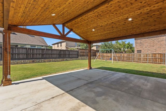 2629 Tradewinds Drive, Little Elm, TX 75068