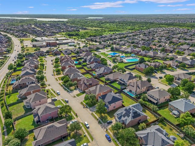 2629 Tradewinds Drive, Little Elm, TX 75068
