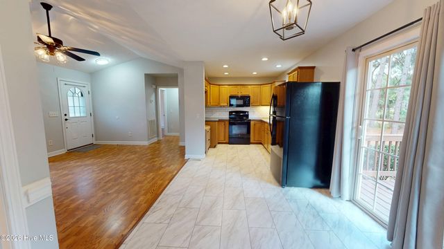 125 Forest Place, Aberdeen, NC 28315