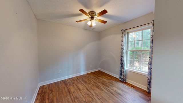125 Forest Place, Aberdeen, NC 28315