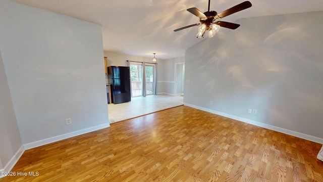 125 Forest Place, Aberdeen, NC 28315