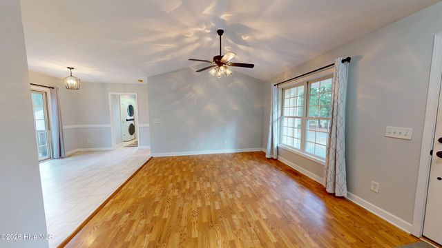125 Forest Place, Aberdeen, NC 28315