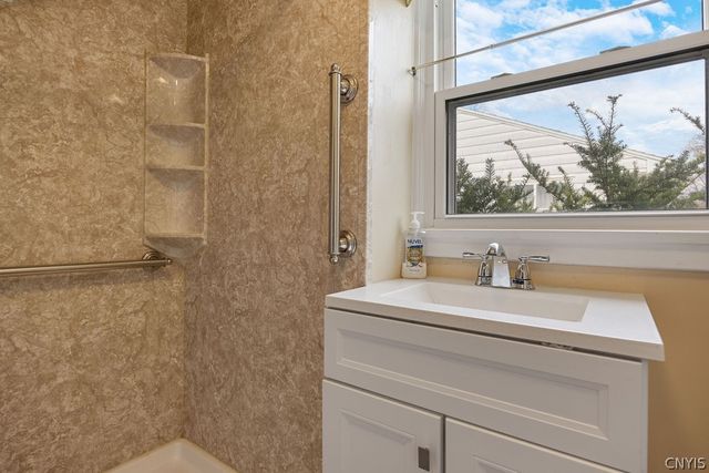 214 Palmer Drive, Manlius, NY 13066