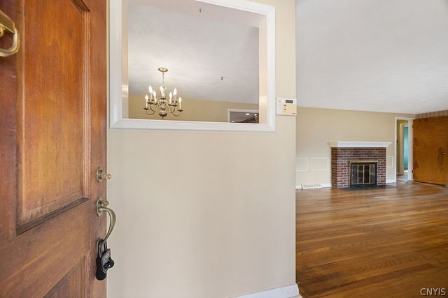 214 Palmer Drive, Manlius, NY 13066