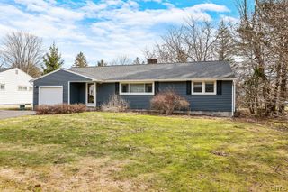 214 Palmer Drive, Manlius, NY 13066