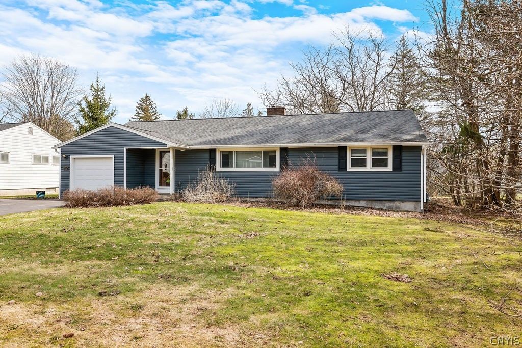 214 Palmer Drive, Manlius, NY 13066