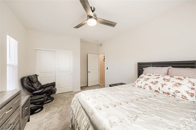 72 Summer Rhapsody Avenue, Henderson, NV 89015