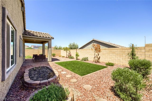 72 Summer Rhapsody Avenue, Henderson, NV 89015