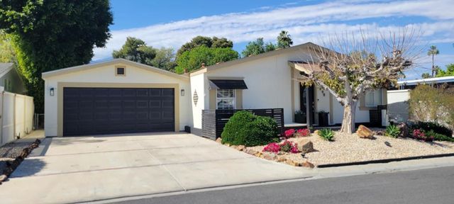 98 N Paseo Laredo N, Cathedral City, CA 92234