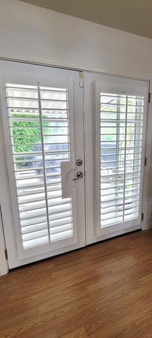 98 N Paseo Laredo N, Cathedral City, CA 92234