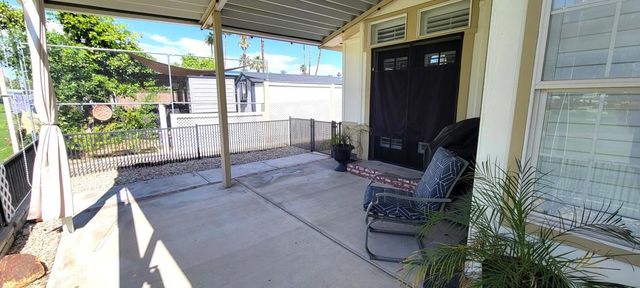 98 N Paseo Laredo N, Cathedral City, CA 92234