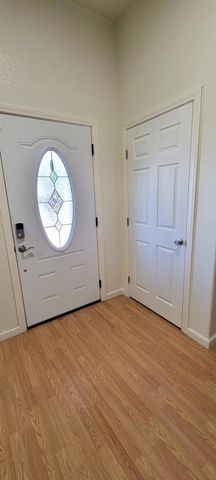 98 N Paseo Laredo N, Cathedral City, CA 92234