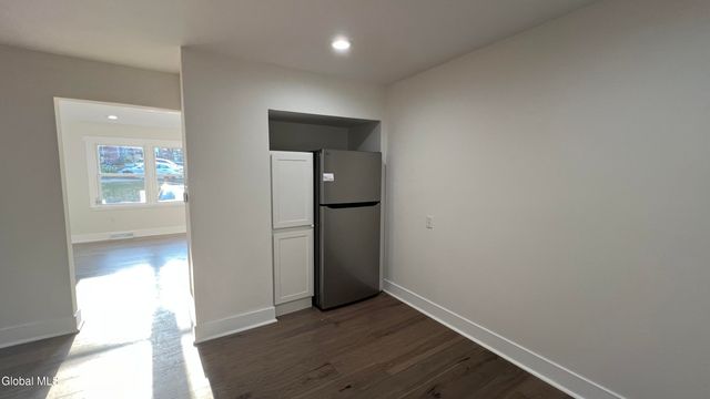 140 Mount Hope Drive, Albany, NY 12202