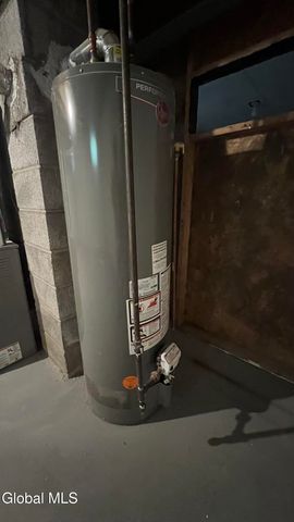 140 Mount Hope Drive, Albany, NY 12202