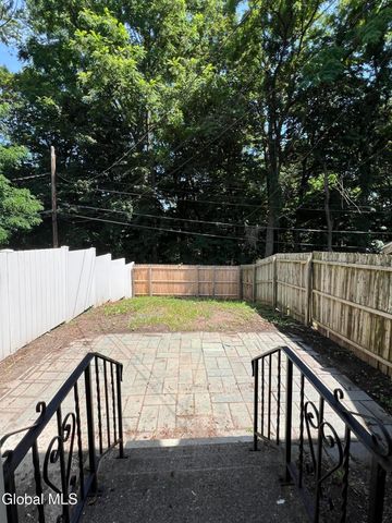 140 Mount Hope Drive, Albany, NY 12202