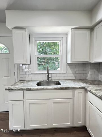 140 Mount Hope Drive, Albany, NY 12202