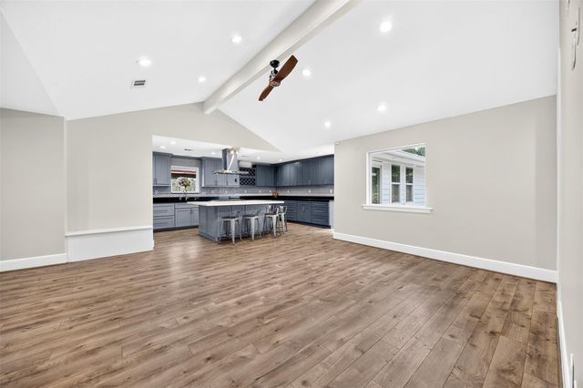 10335 Emnora Lane, Houston, TX 77043