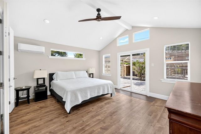 10335 Emnora Lane, Houston, TX 77043