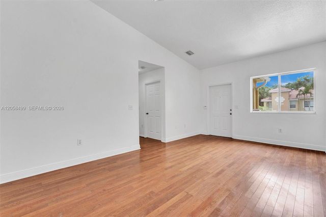 7851 NW 6th St 205B, Pembroke Pines, FL 33024