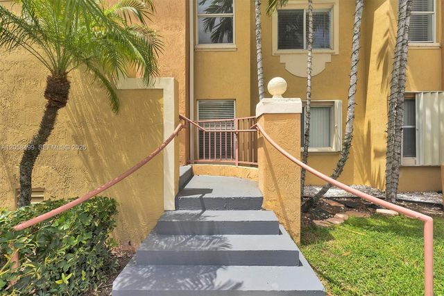 7851 NW 6th St 205B, Pembroke Pines, FL 33024