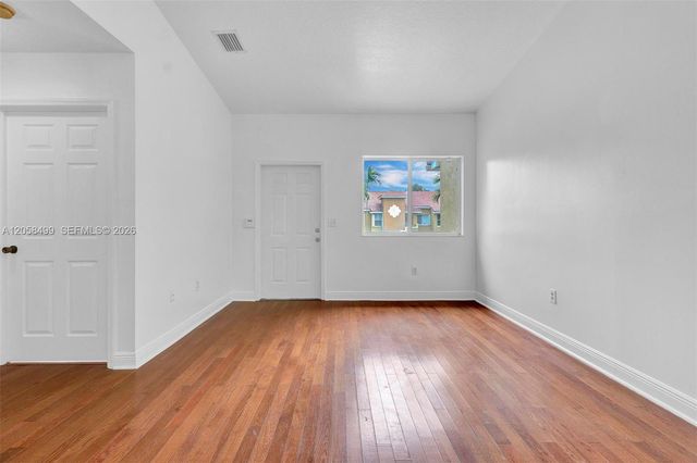 7851 NW 6th St 205B, Pembroke Pines, FL 33024