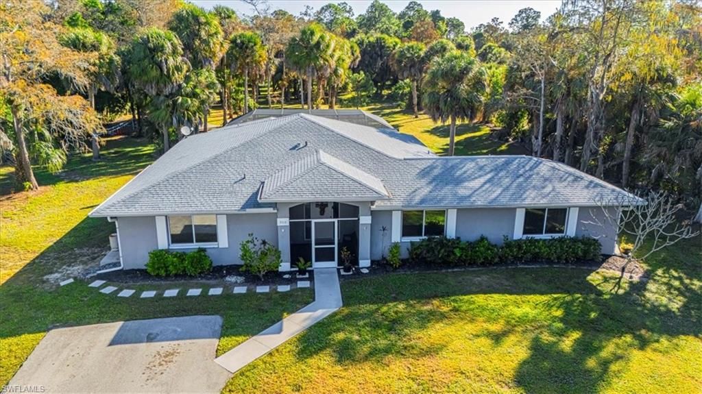 960 21st ST SW, Naples, FL 34117