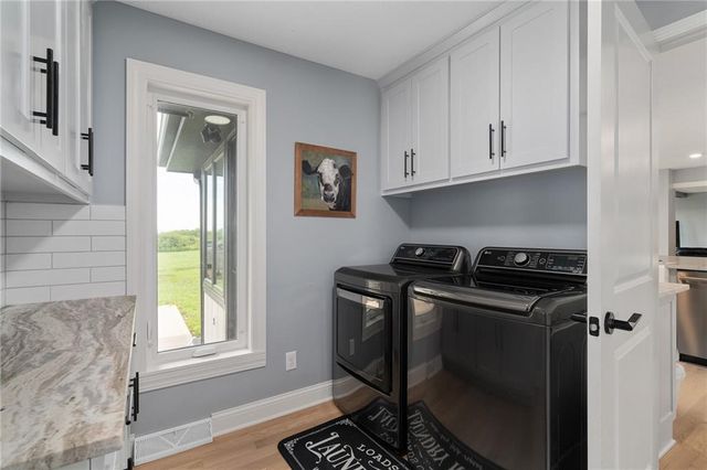 24400 E Orient Cemetery Road, Harrisonville, MO 64701