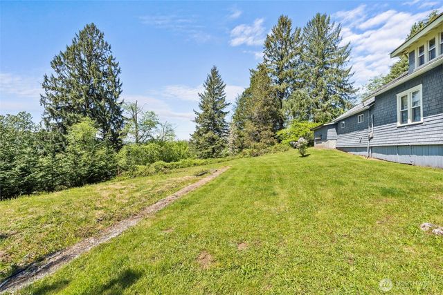 1824 Gerber Street, Raymond, WA 98577
