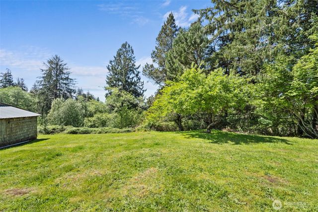 1824 Gerber Street, Raymond, WA 98577