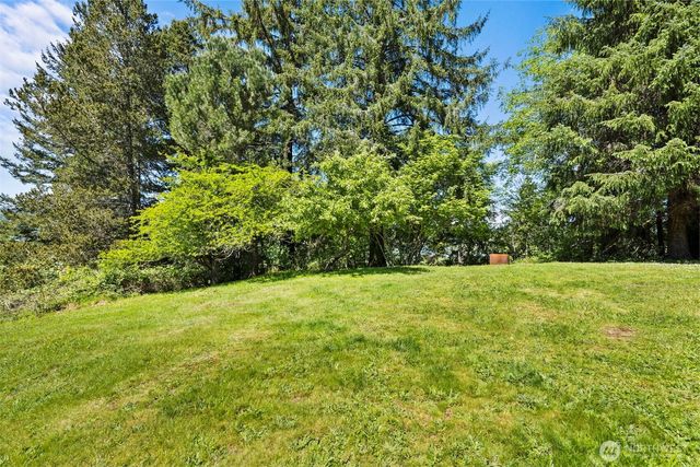 1824 Gerber Street, Raymond, WA 98577