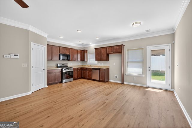 1734 Snapping Court, Winder, GA 30680