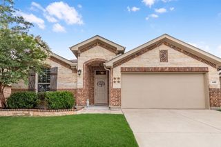 445 Saguaro Drive, Fort Worth, TX 76052