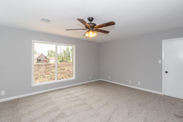 606 Scenic Drive, Baytown, TX 77521