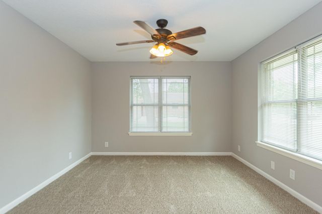 606 Scenic Drive, Baytown, TX 77521