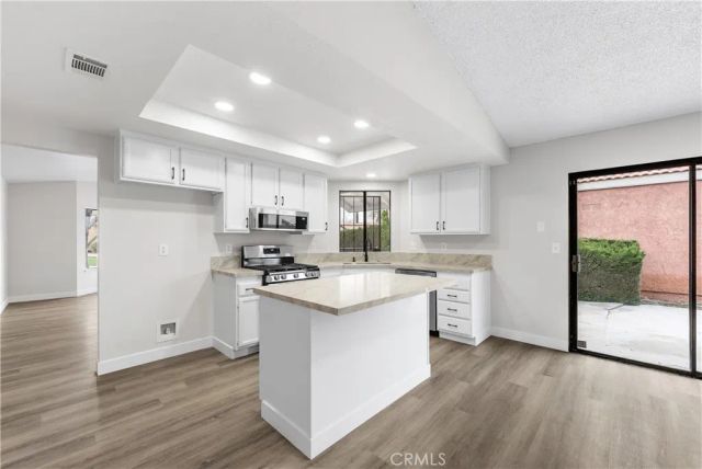 3563 E Avenue R11, Palmdale, CA 93550