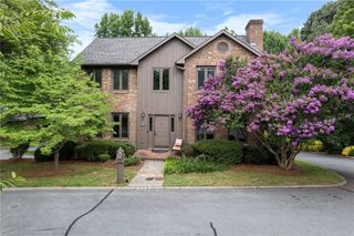 113 Briar Ridge Circle, Winston-salem, NC 27104