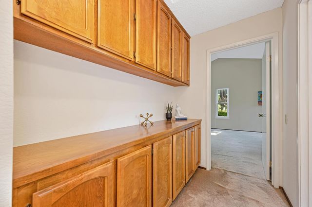 129 Rambling Dr, Folsom, CA 95630