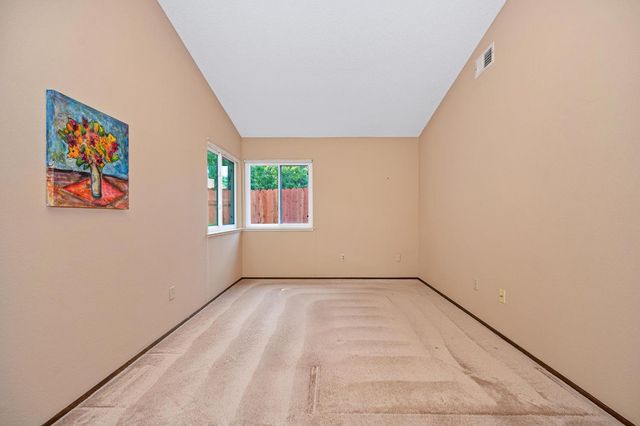 129 Rambling Dr, Folsom, CA 95630