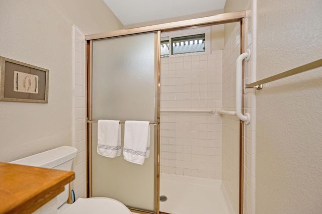 129 Rambling Dr, Folsom, CA 95630