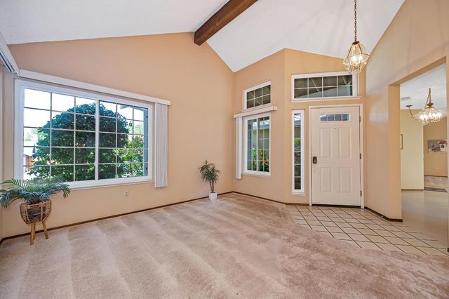 129 Rambling Dr, Folsom, CA 95630