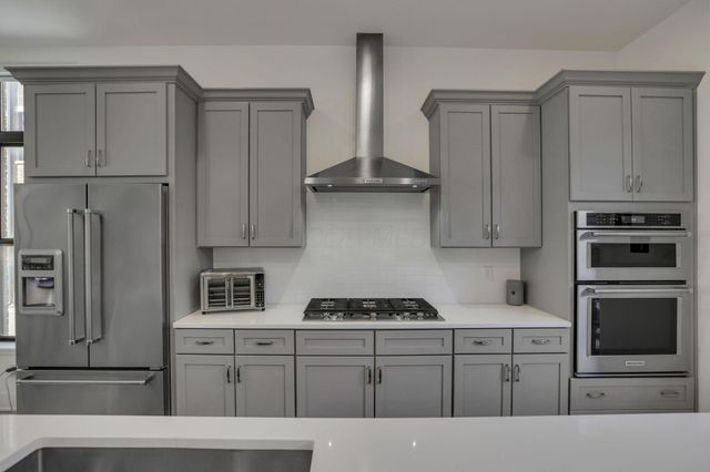 268 Neruda Avenue, Columbus, OH 43201