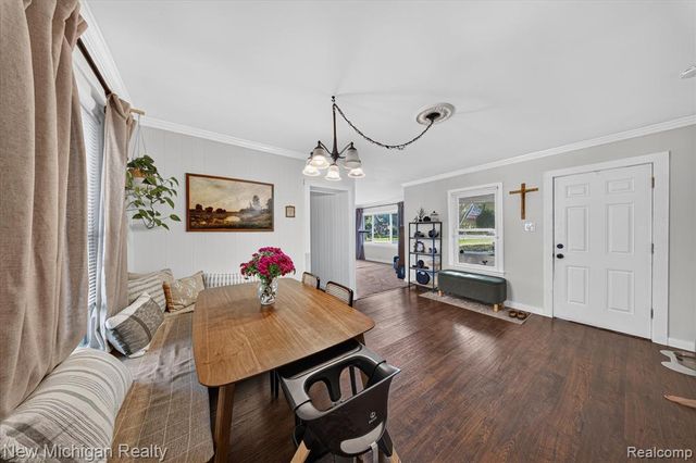 222 West Street, Howell, MI 48843