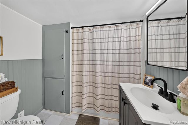 222 West Street, Howell, MI 48843