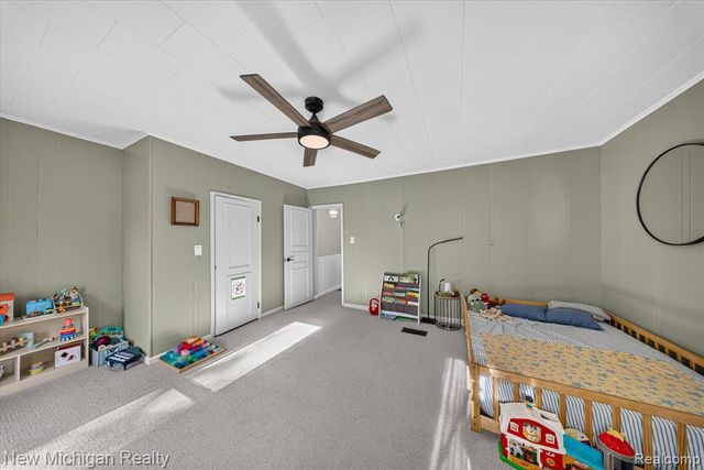 222 West Street, Howell, MI 48843