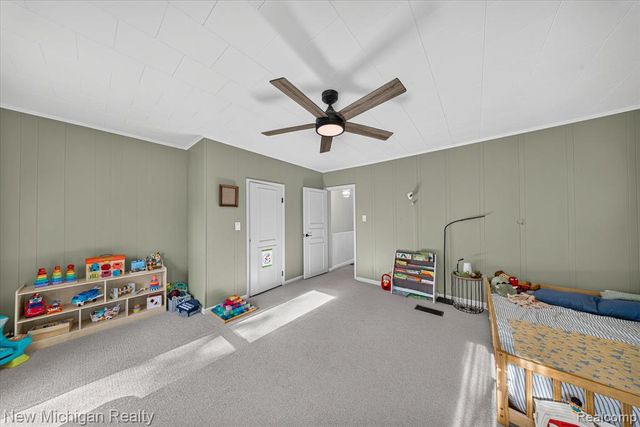 222 West Street, Howell, MI 48843