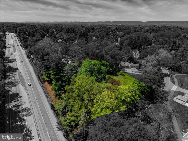 400 N 25TH ST, Camp Hill, PA 17011