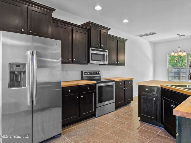14794 Canal Crossing Boulevard, Gulfport, MS 39503