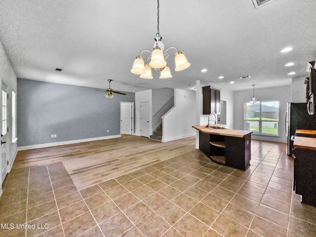 14794 Canal Crossing Boulevard, Gulfport, MS 39503