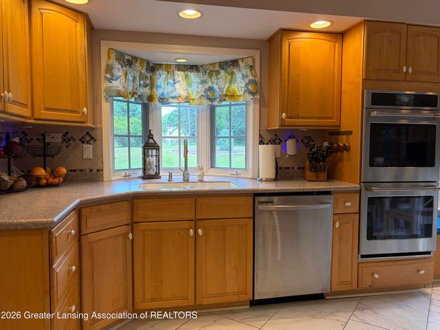 1884 Birchwood Drive, Okemos, MI 48864